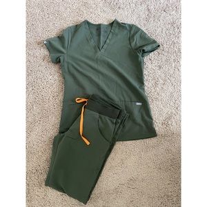 Used Figs brand scrub set size XS in color Dark Olive.